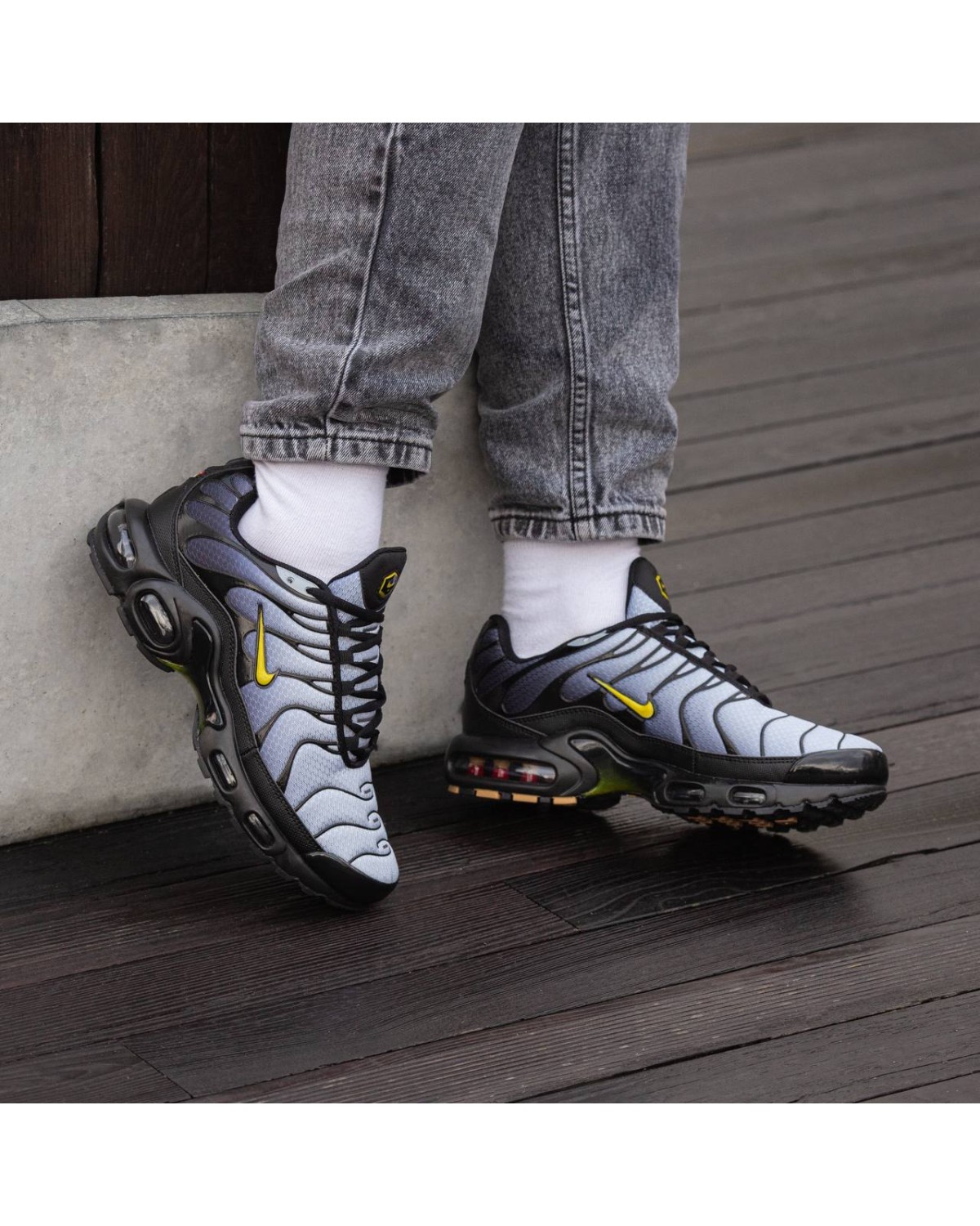 Nike Air Max Tn Plus Black White Yellow