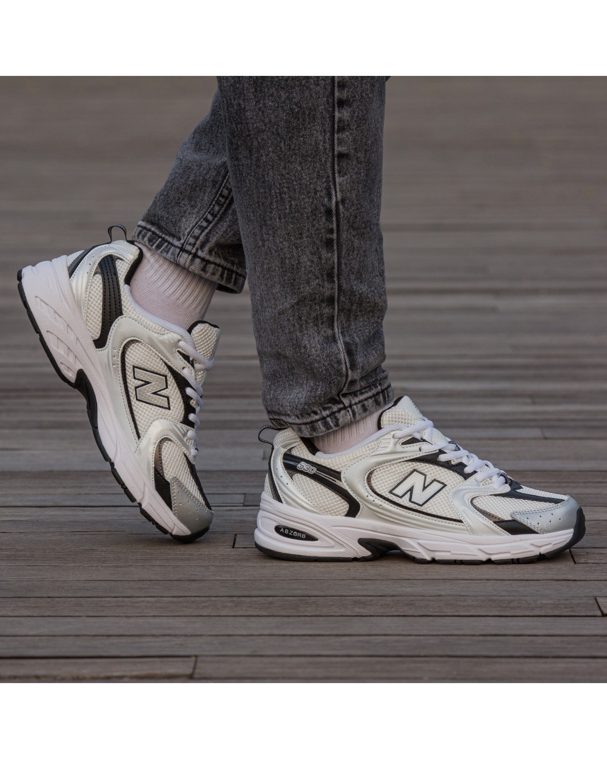 New Balance 530 Black White Silver