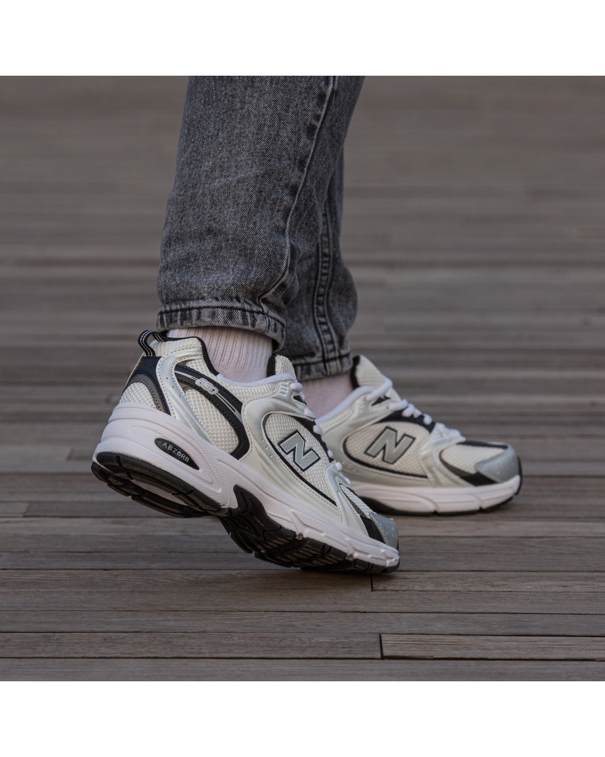 New Balance 530 Black White Silver