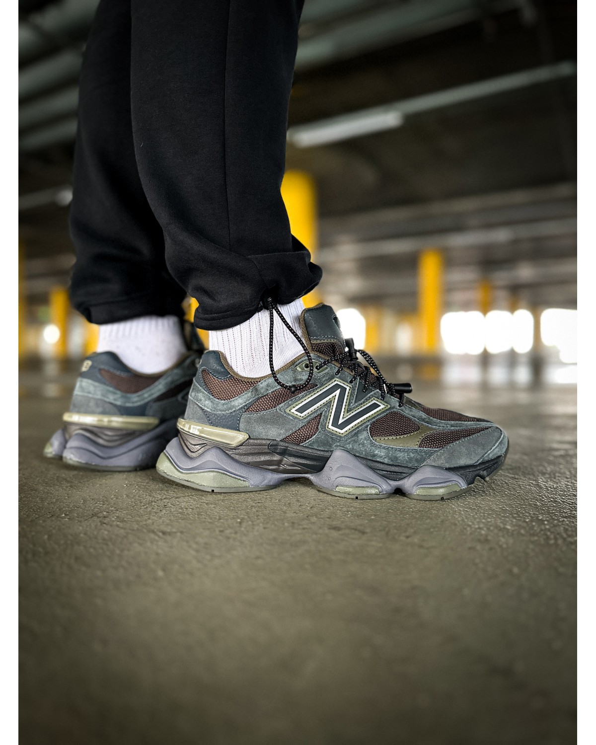 New Balance 9060 "Grey/Brown"