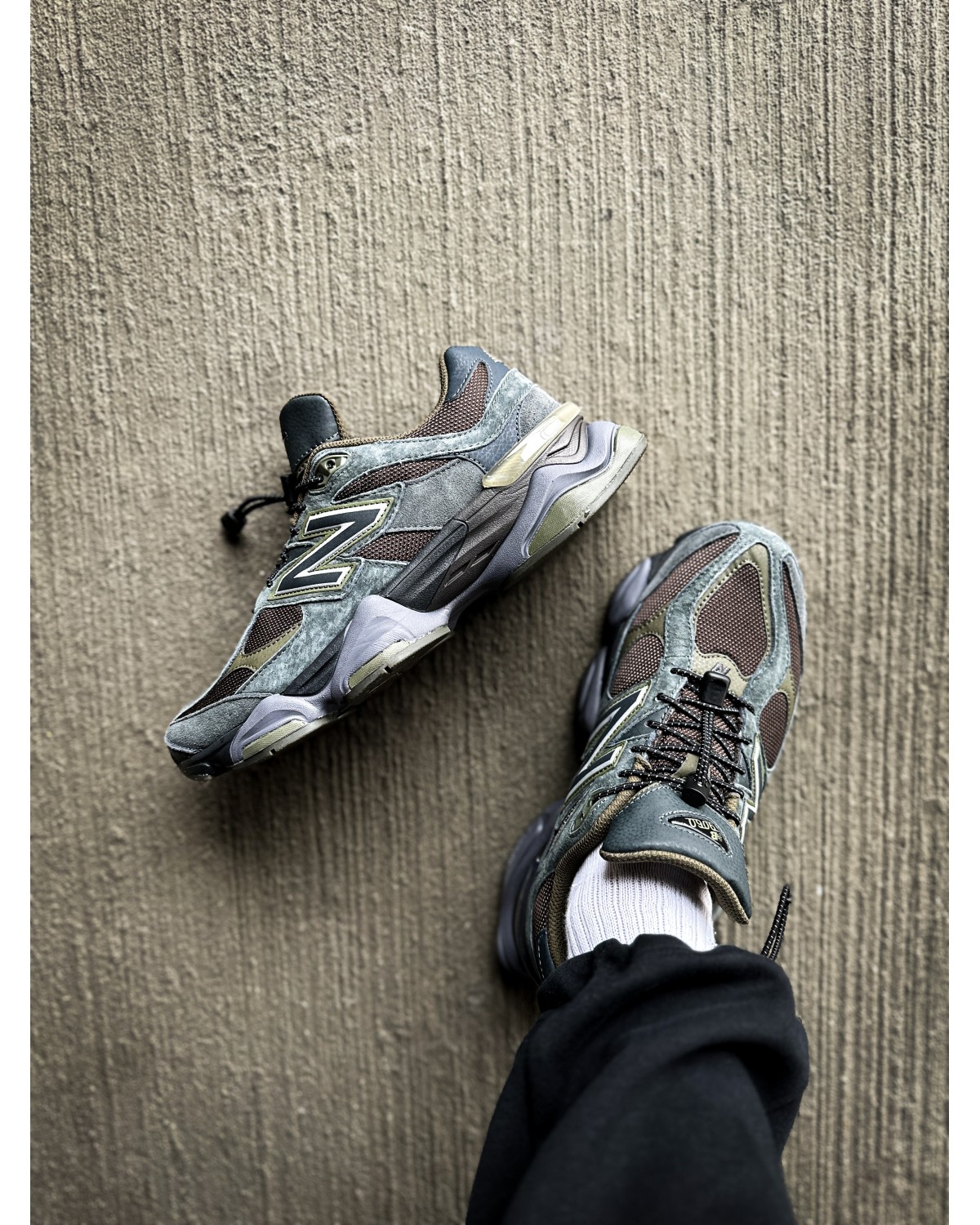 New Balance 9060 "Grey/Brown"