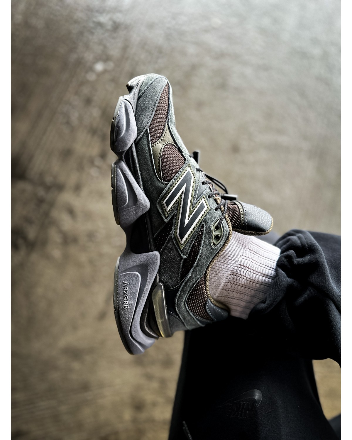 New Balance 9060 "Grey/Brown"
