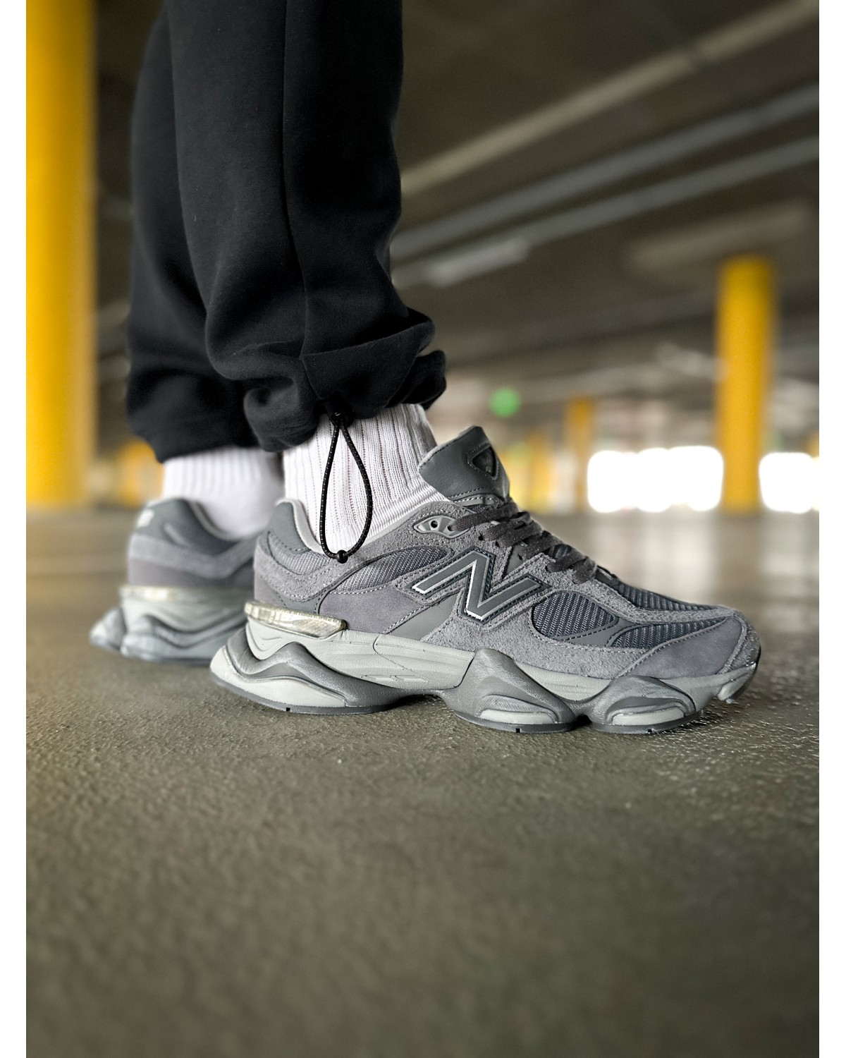New Balance 9060 "Casterlock Grey"