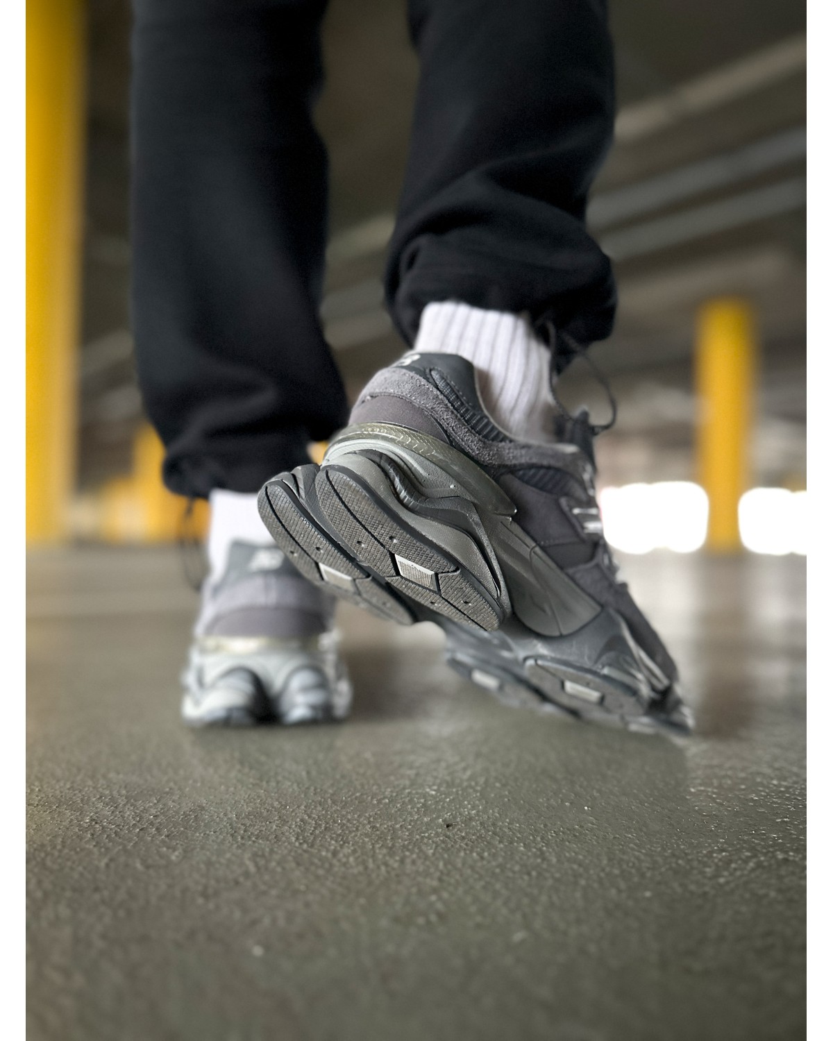 New Balance 9060 "Casterlock Grey"