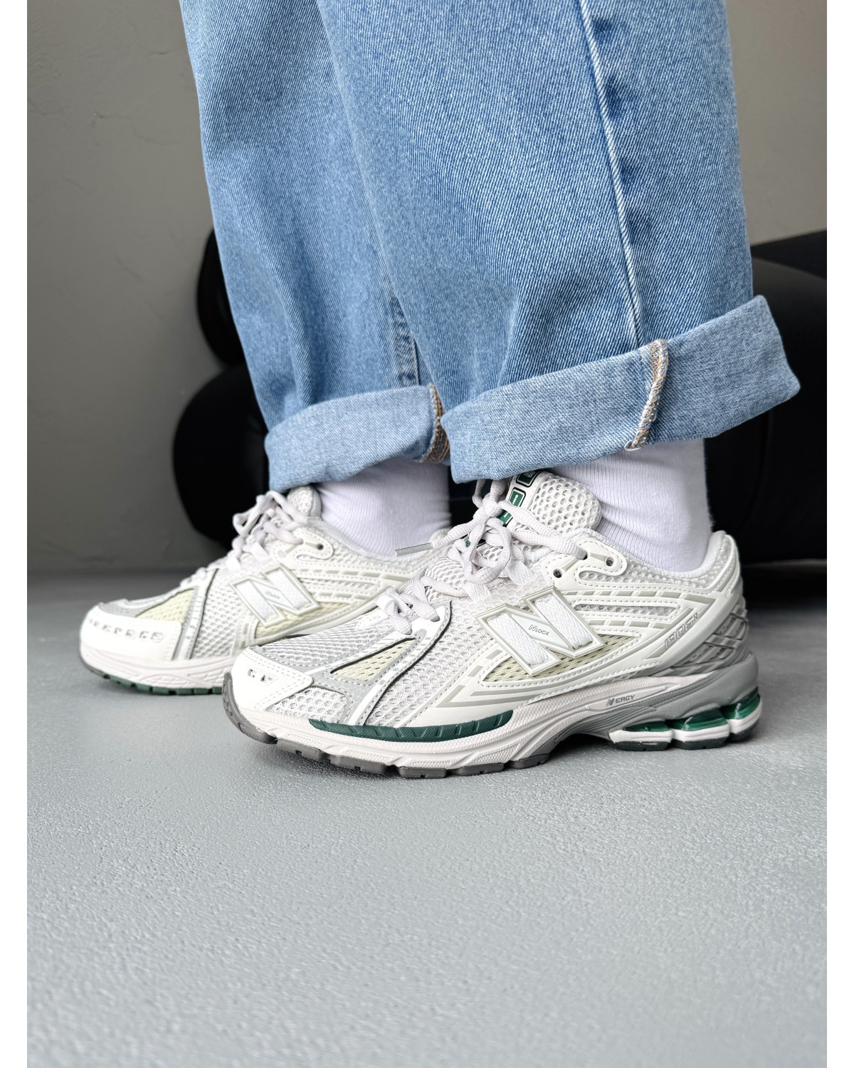 New Balance 1906D Cream