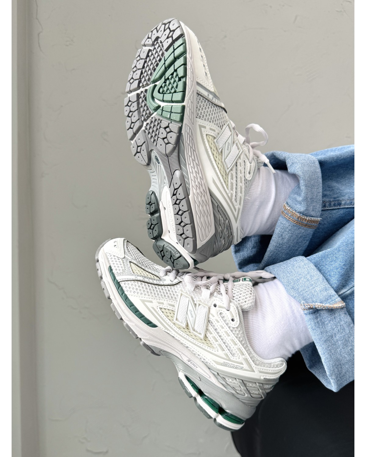 New Balance 1906D Cream