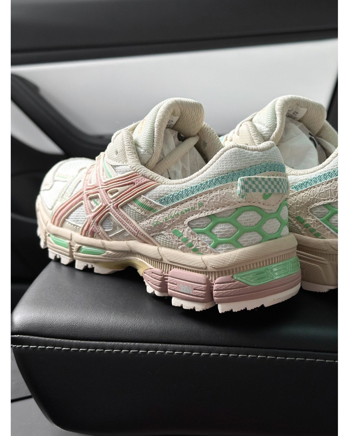 Asics Gel-Kahana 8 Light Pink