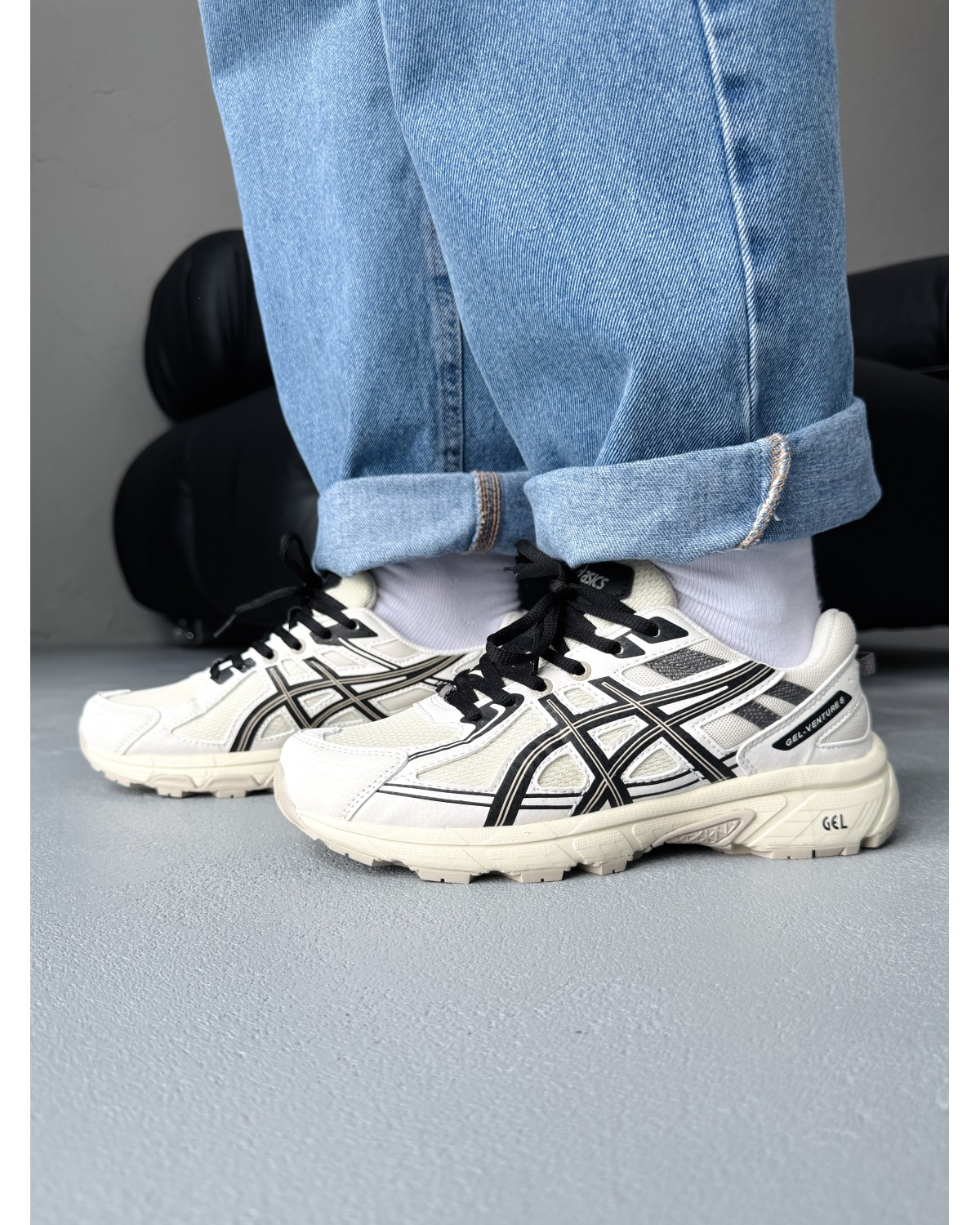 Asics Gel-Venture 6 Beige/Black