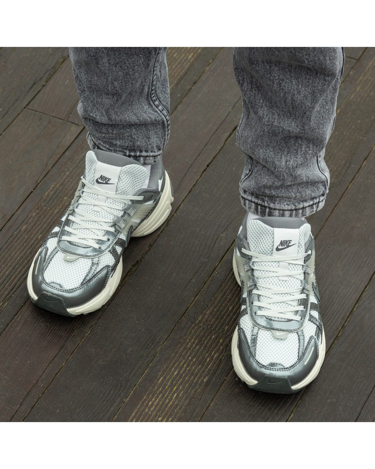 Nike Runtekk Grey