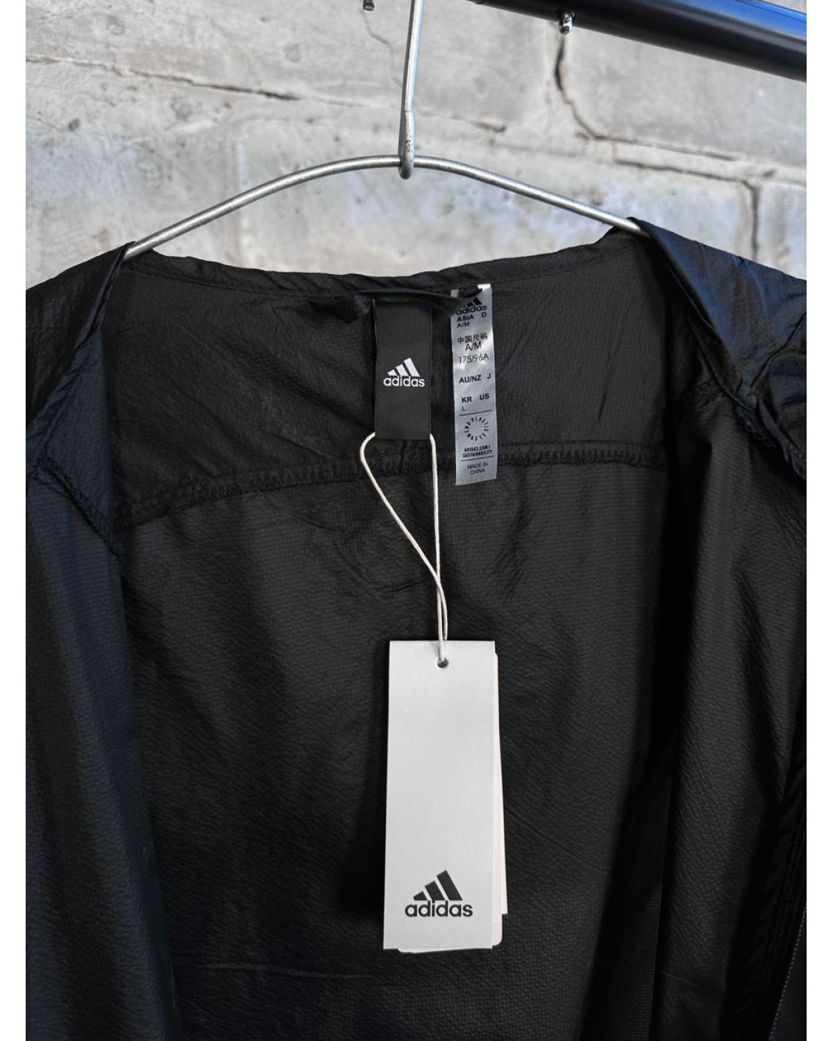 Вітрівка  Adidas