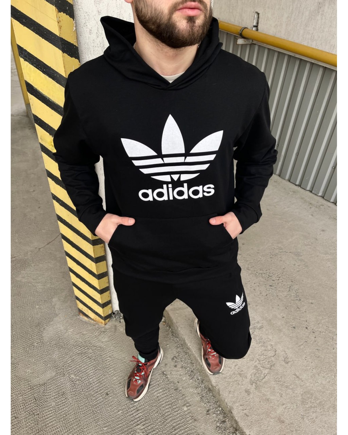 Спортивний костюм Adidas