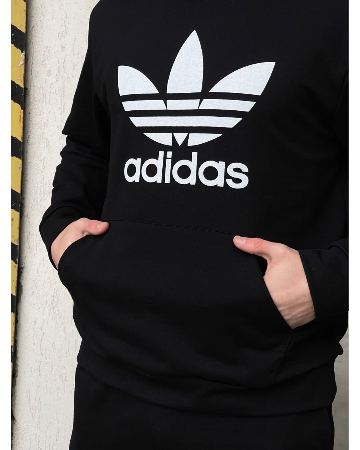 Спортивний костюм Adidas