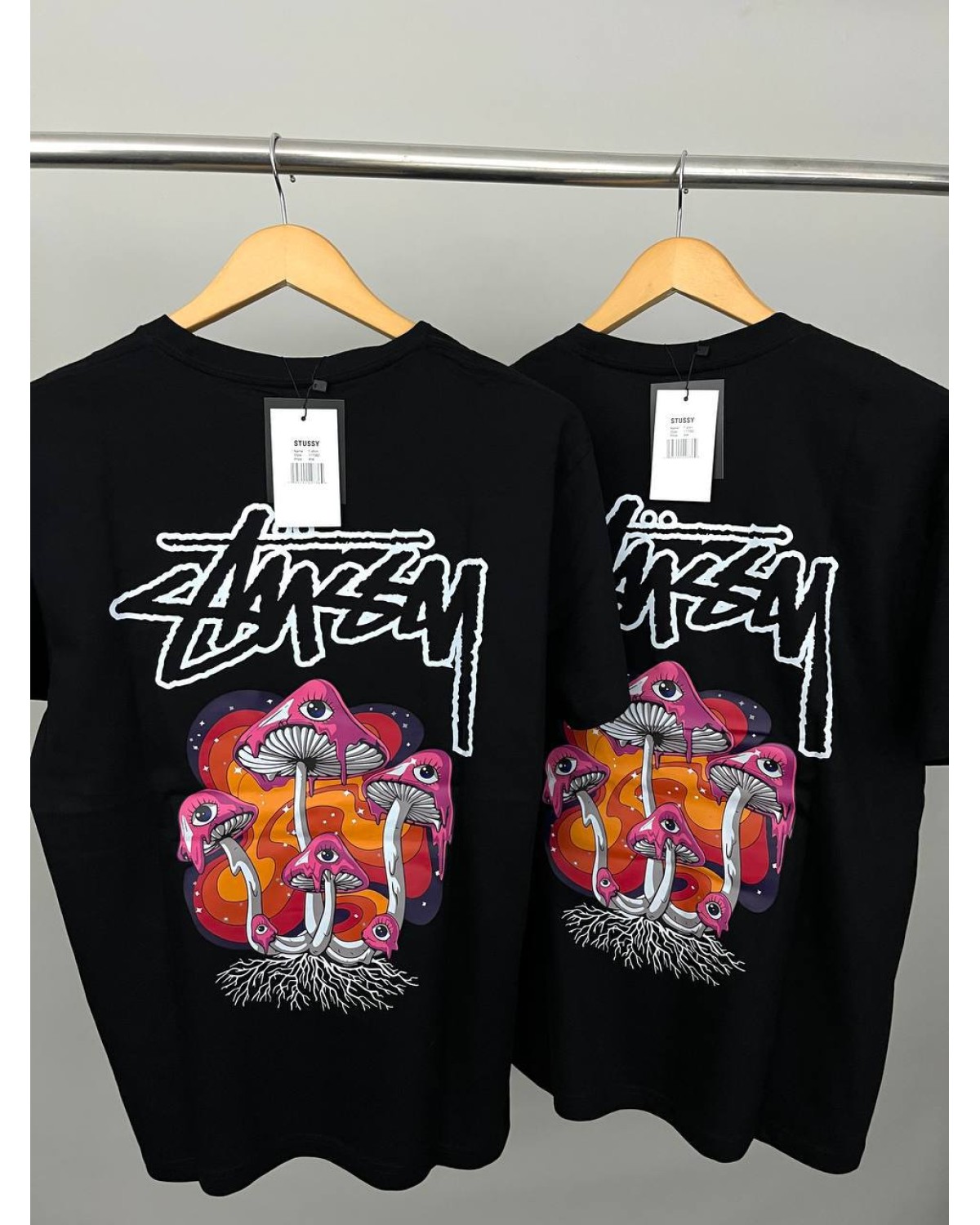 Футболка  Stussy