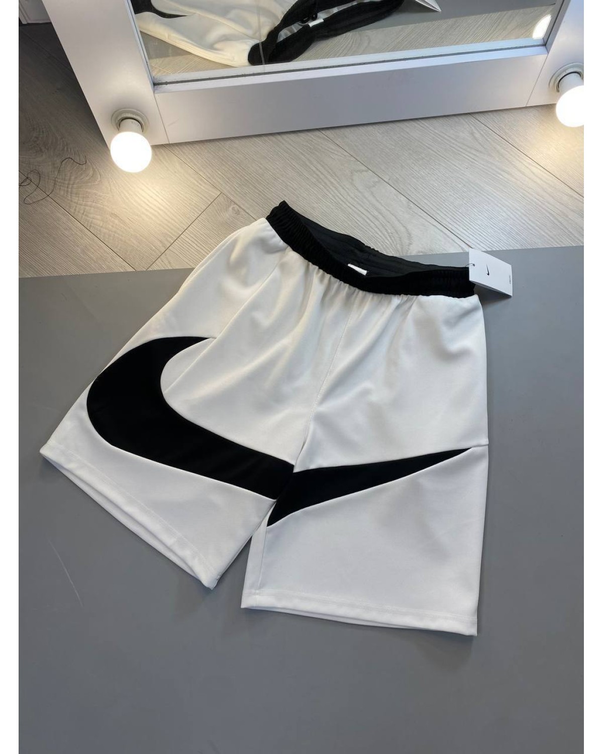 Шорти Nike Big Swoosh