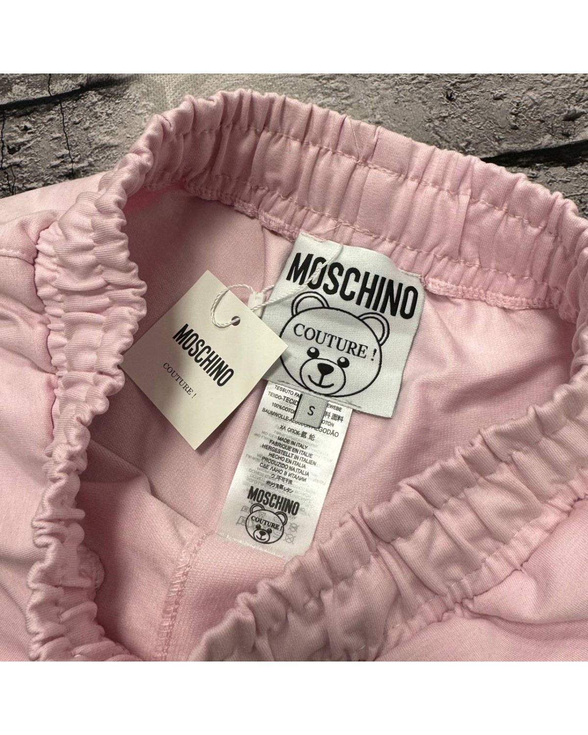 Шорти Moschino