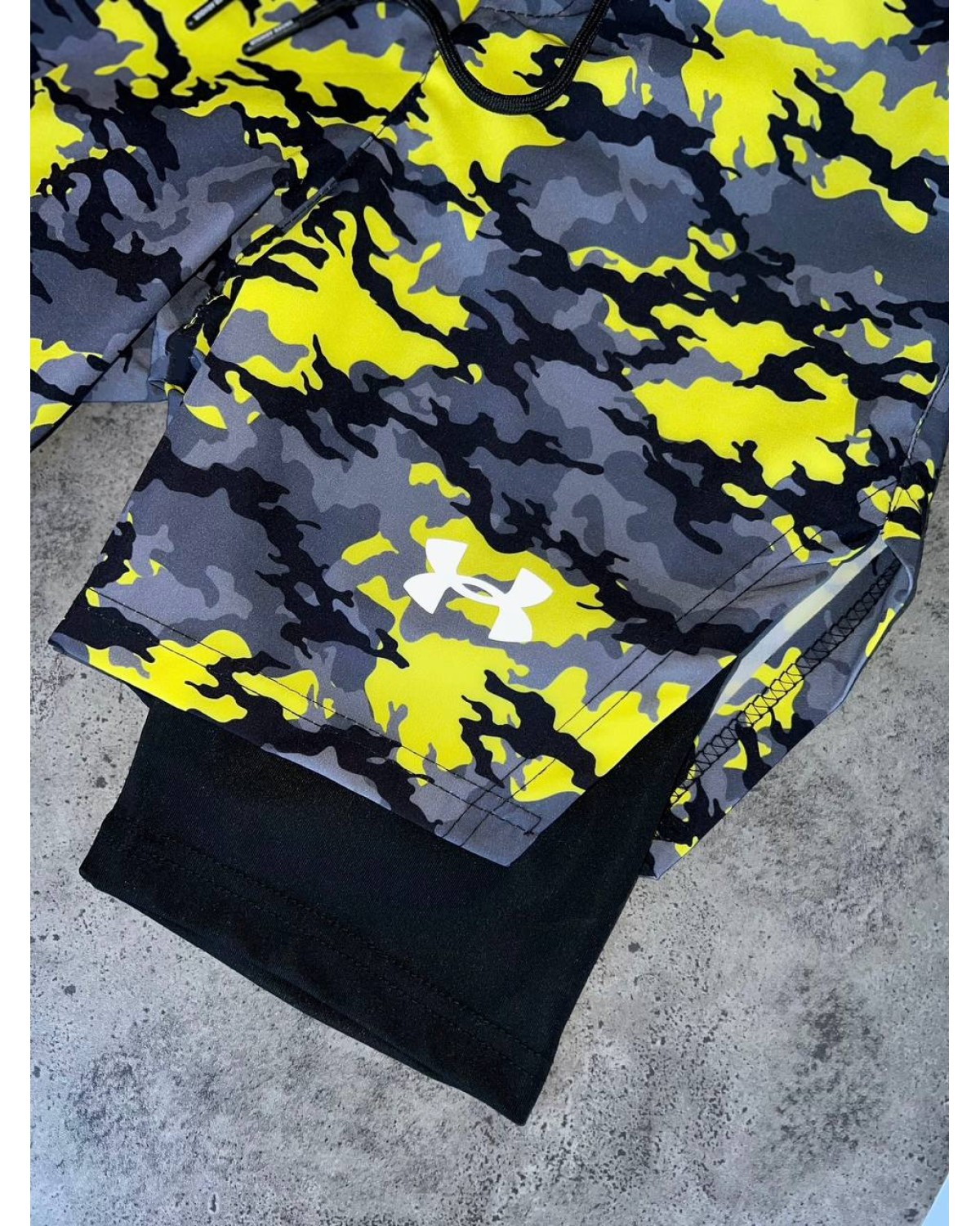 Спортивні шорти  Under Armour