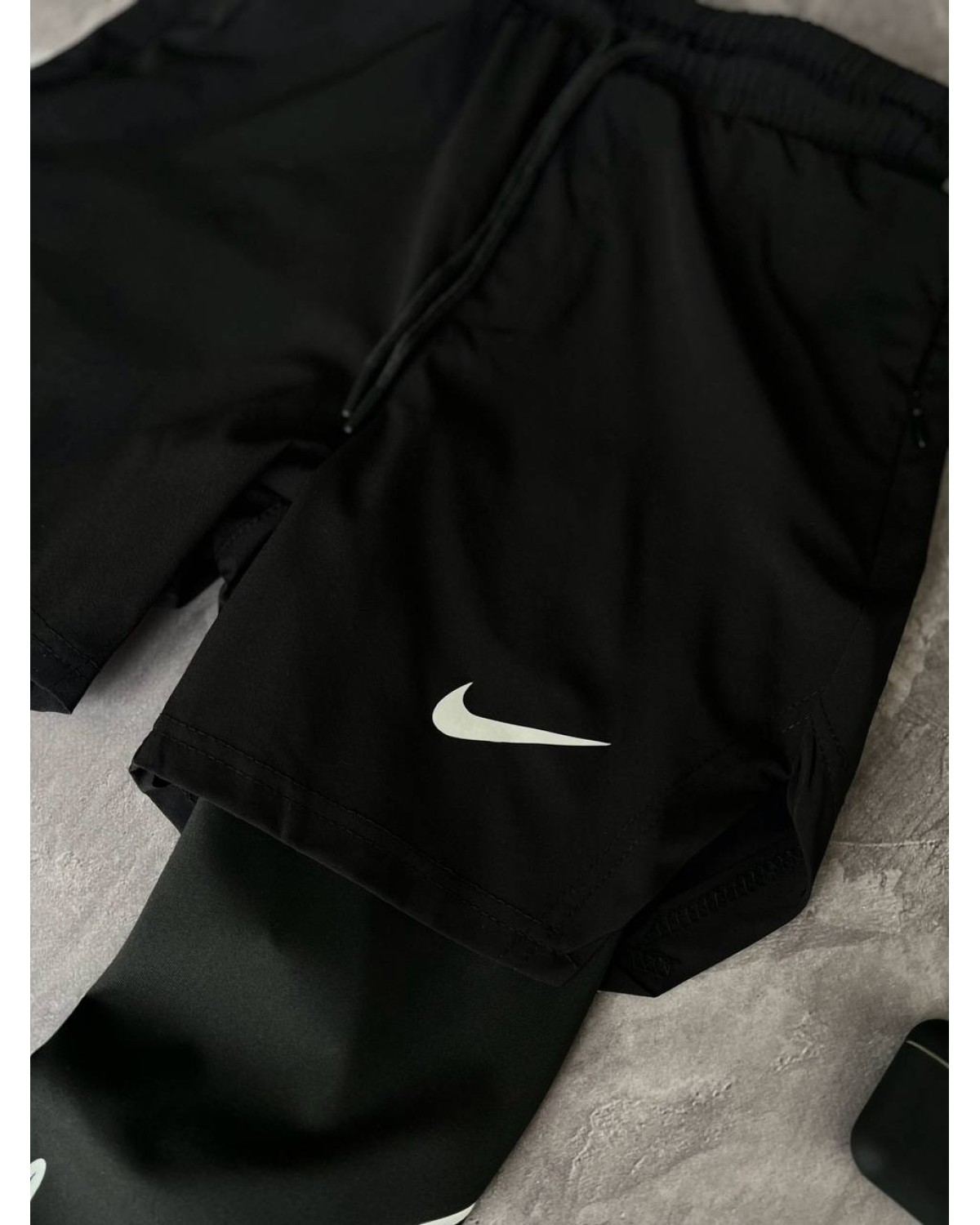 Спортивні шорти  Nike