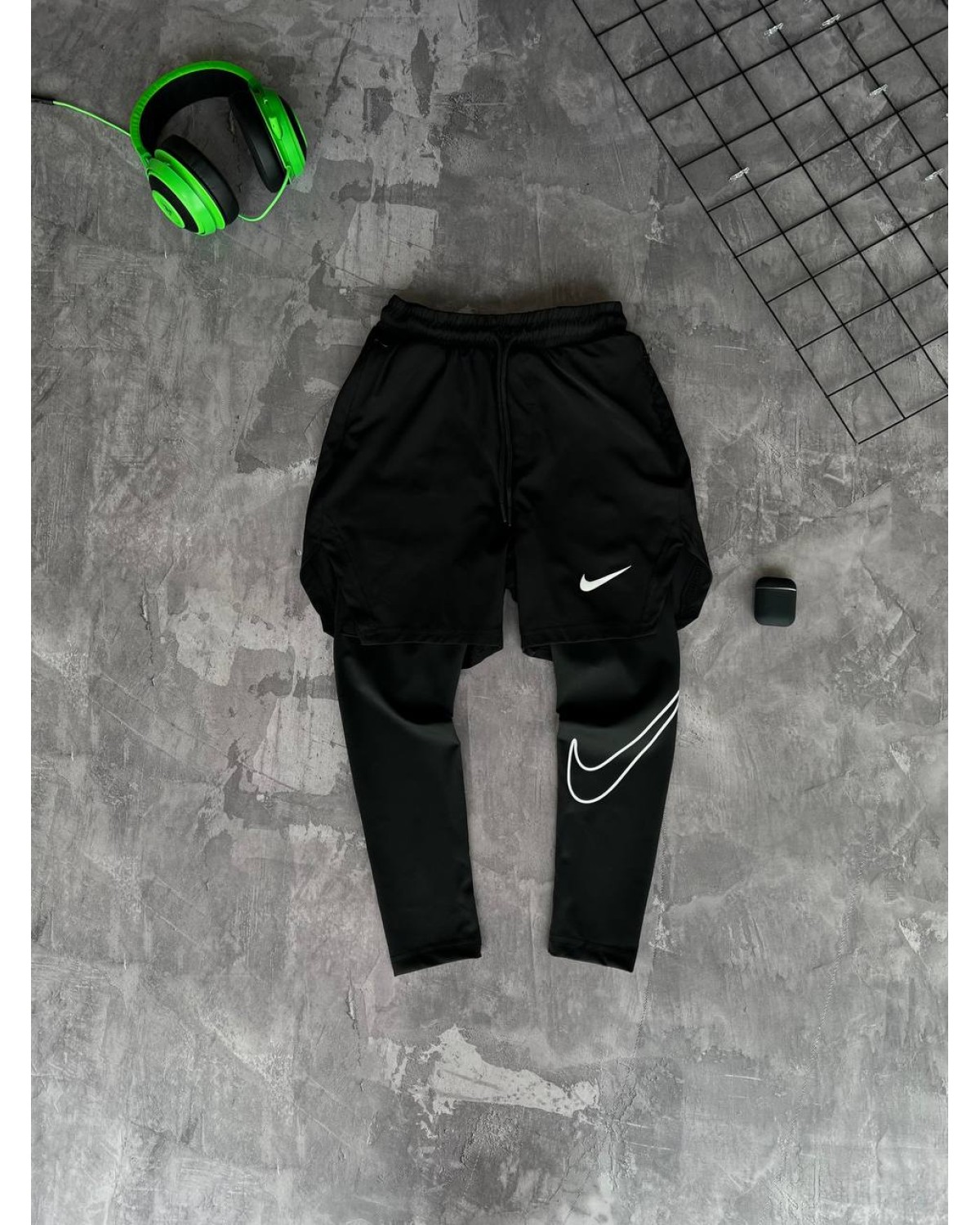 Спортивні шорти  Nike