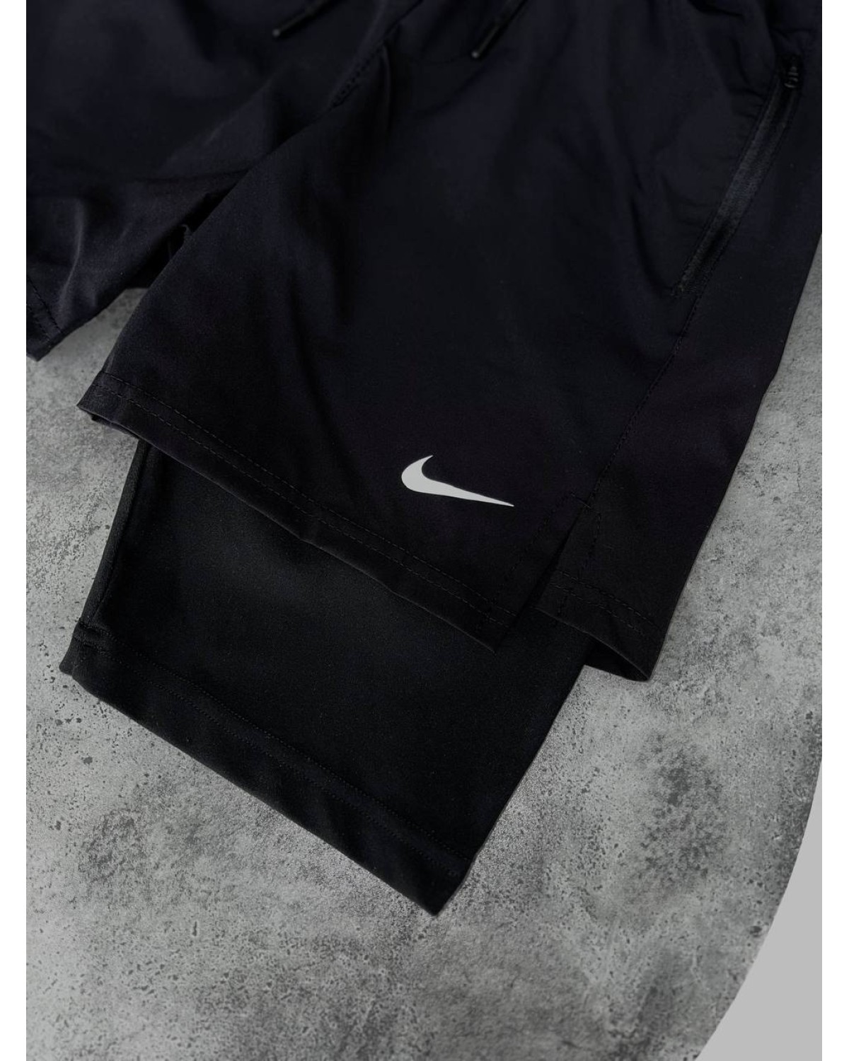 Спортивні шорти  Nike