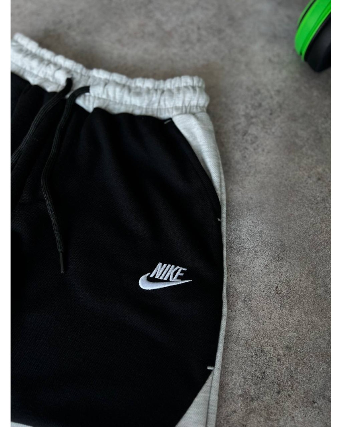 Спортивні шорти   Nike