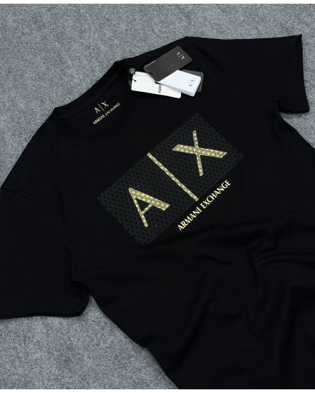 Футболка Armani Exchange