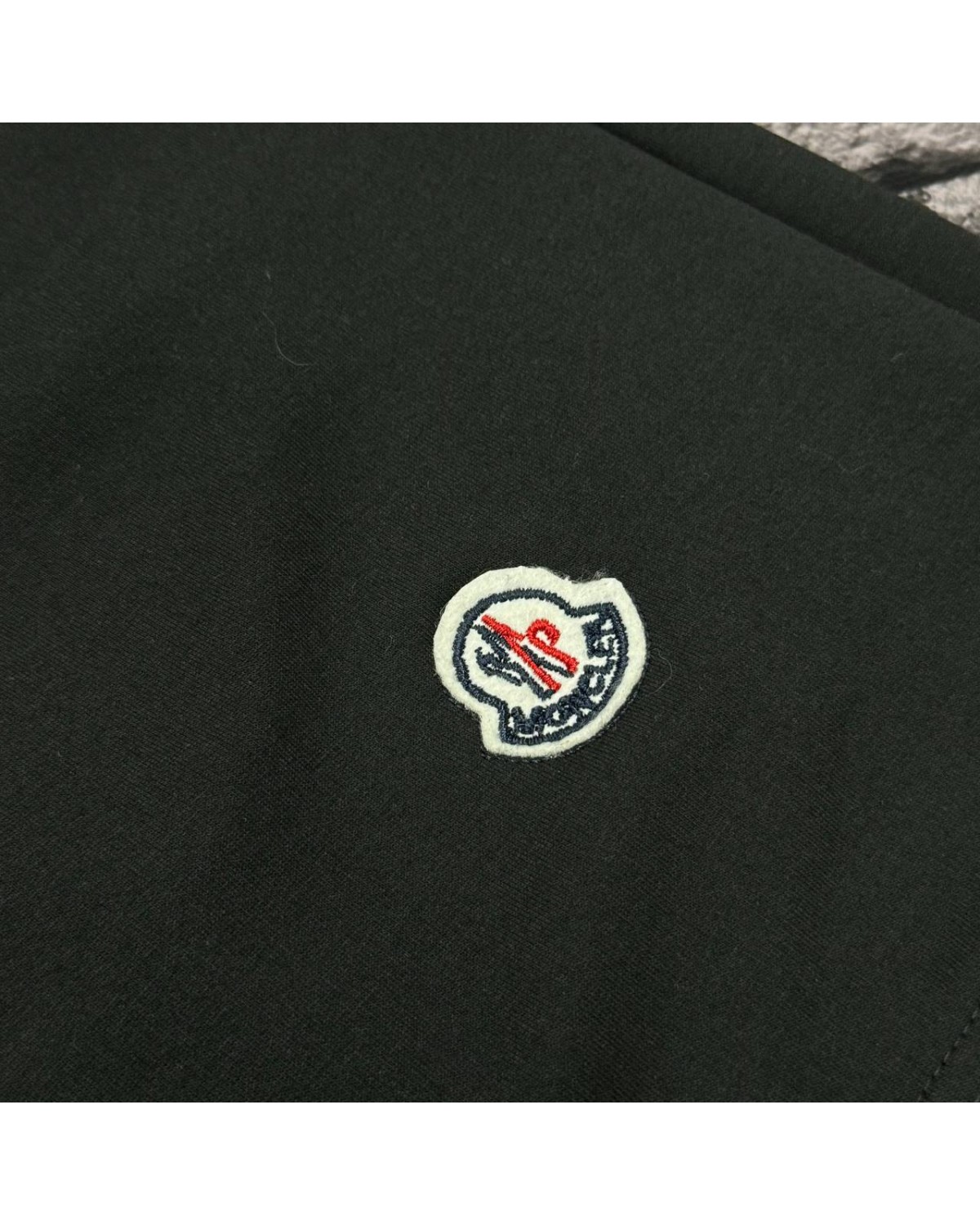 Шорти Moncler