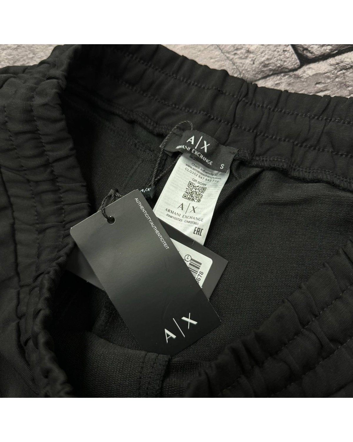 Шорти Armani Exchange