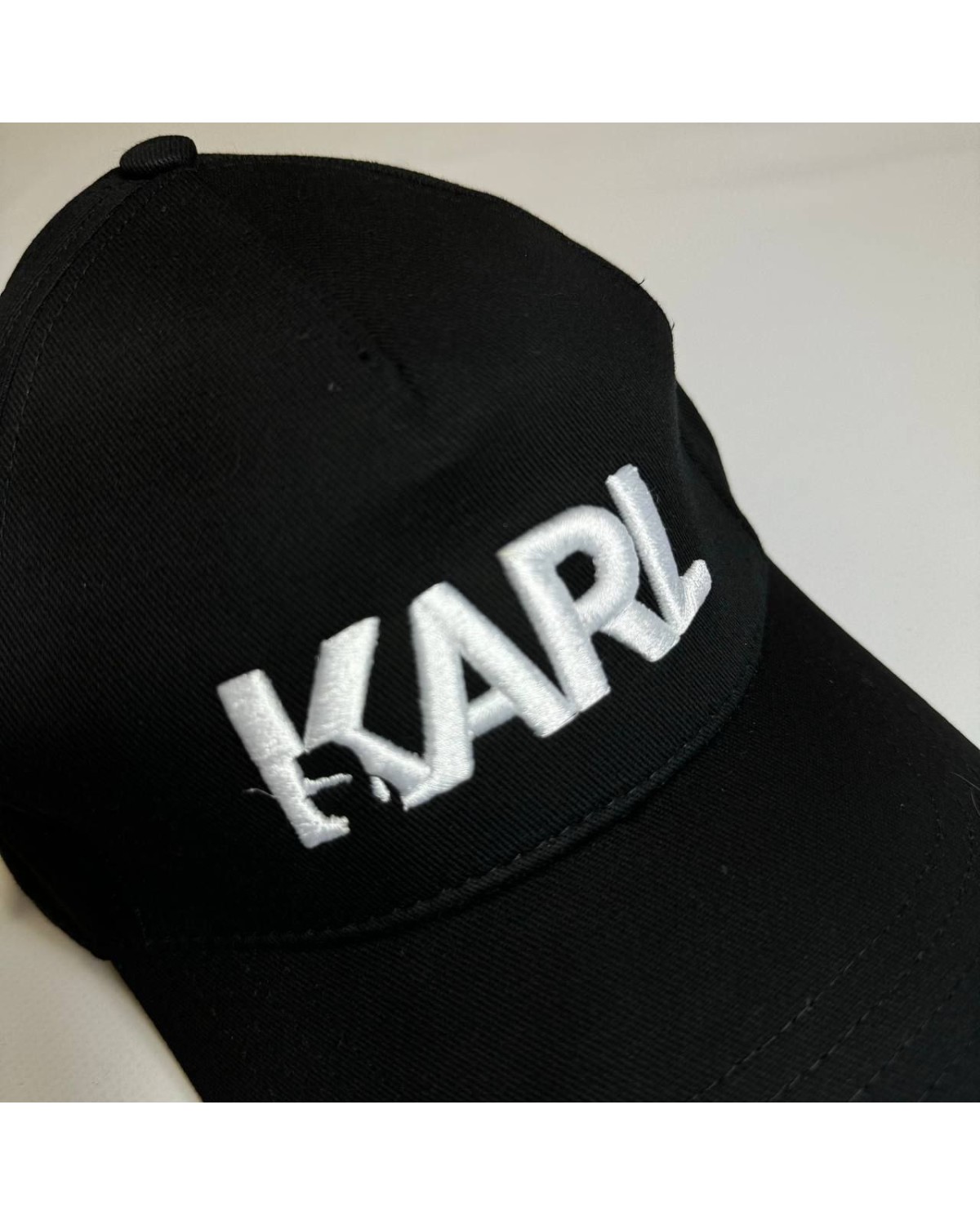 Кепка Karl Lagerfeld