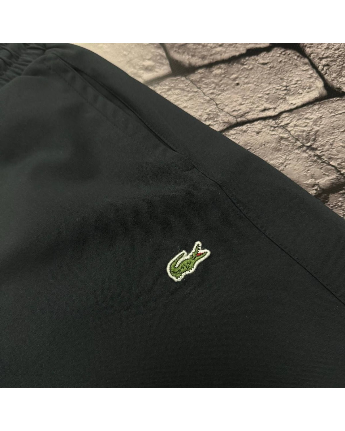 Шорти Lacoste