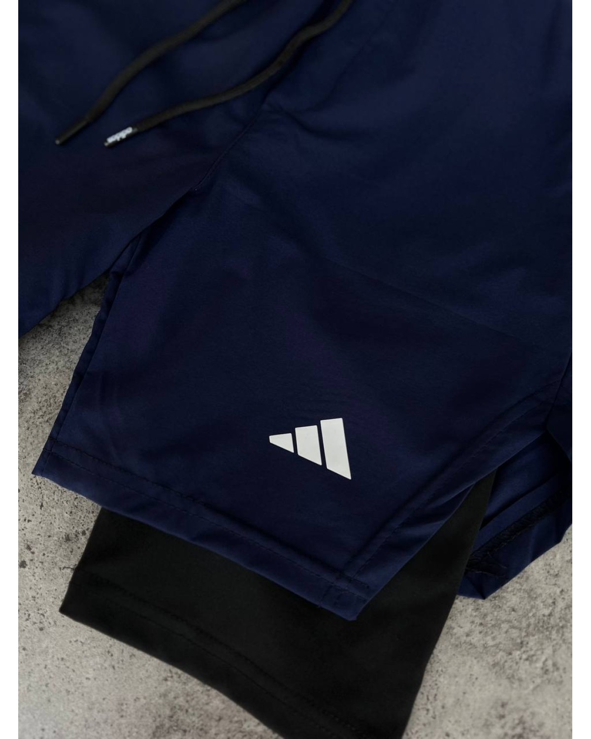 Спортивні шорти Adidas