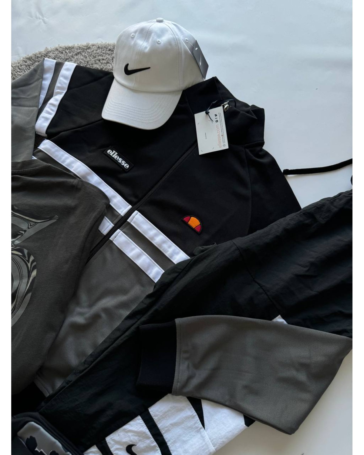 Олімпа Ellesse  × Штани Nike nylon big logo