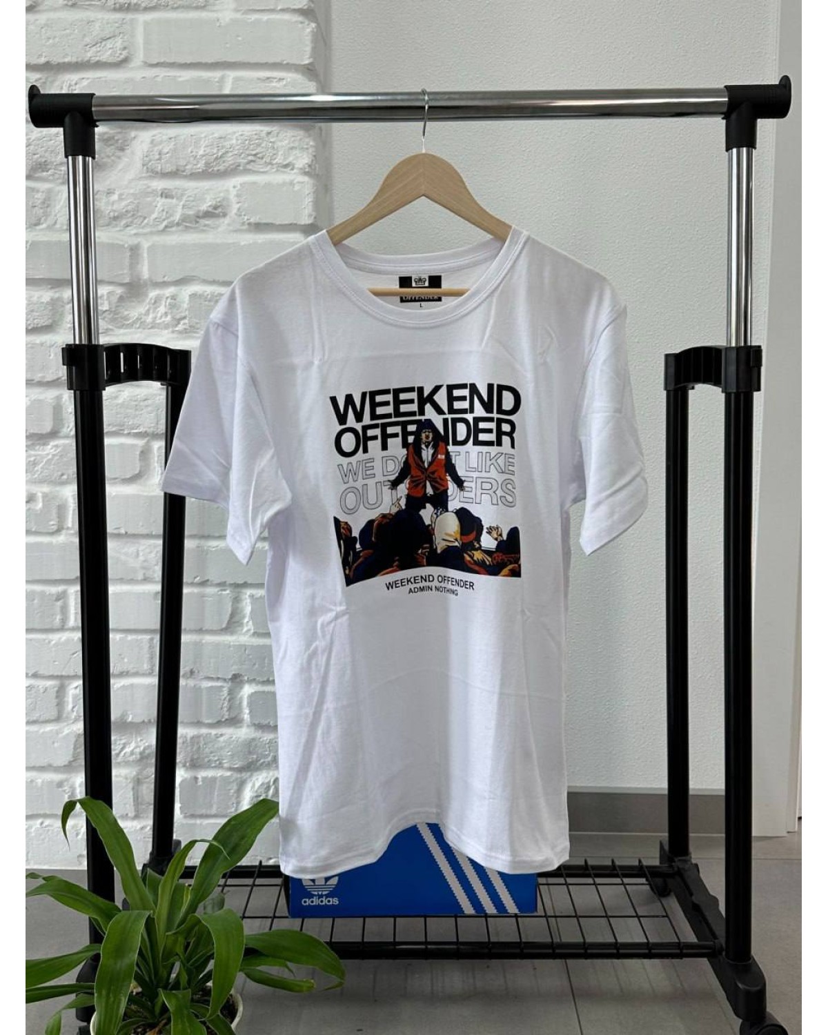 Футболка WEEKEND OFFENDER Bovver