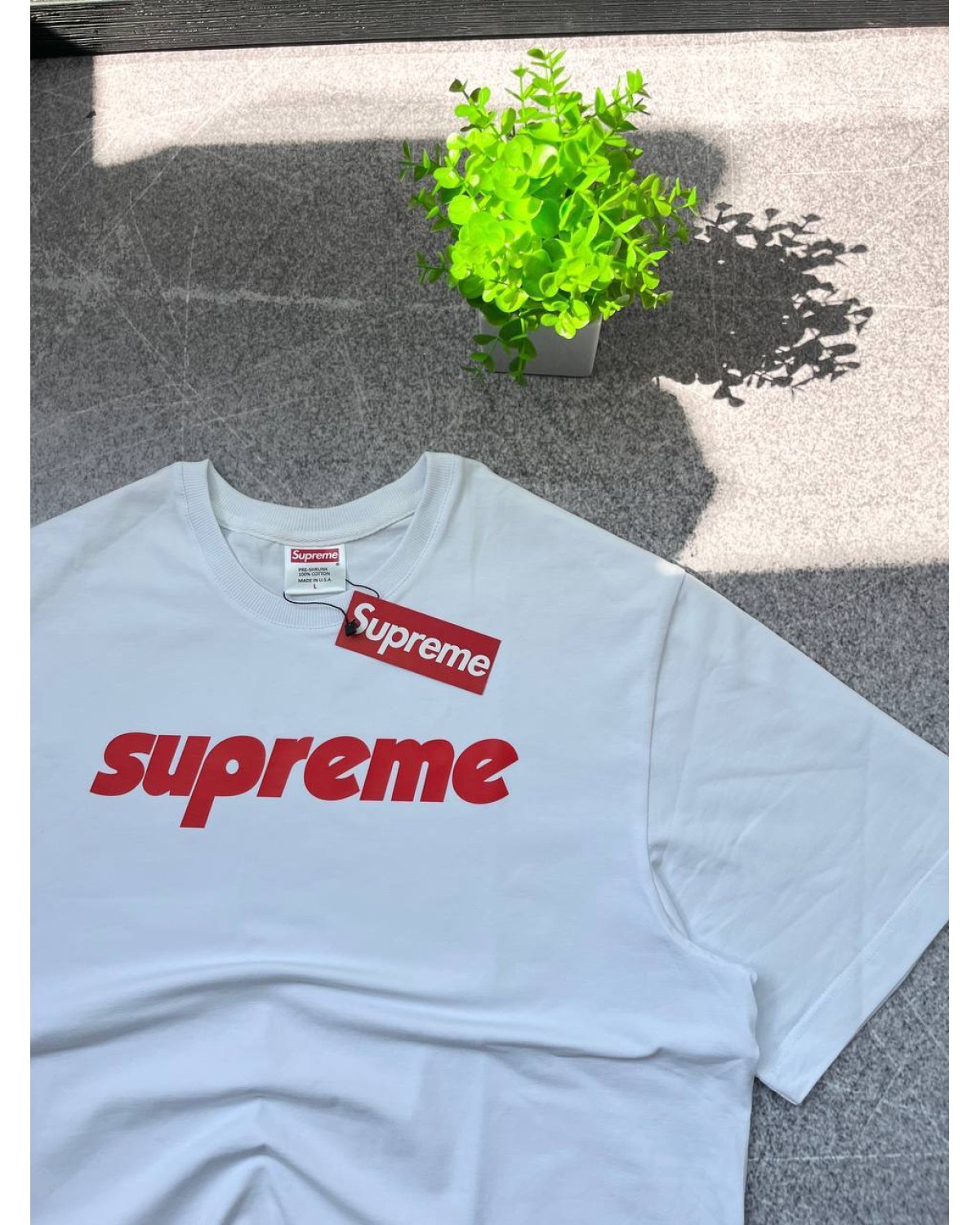 Футболка Supreme