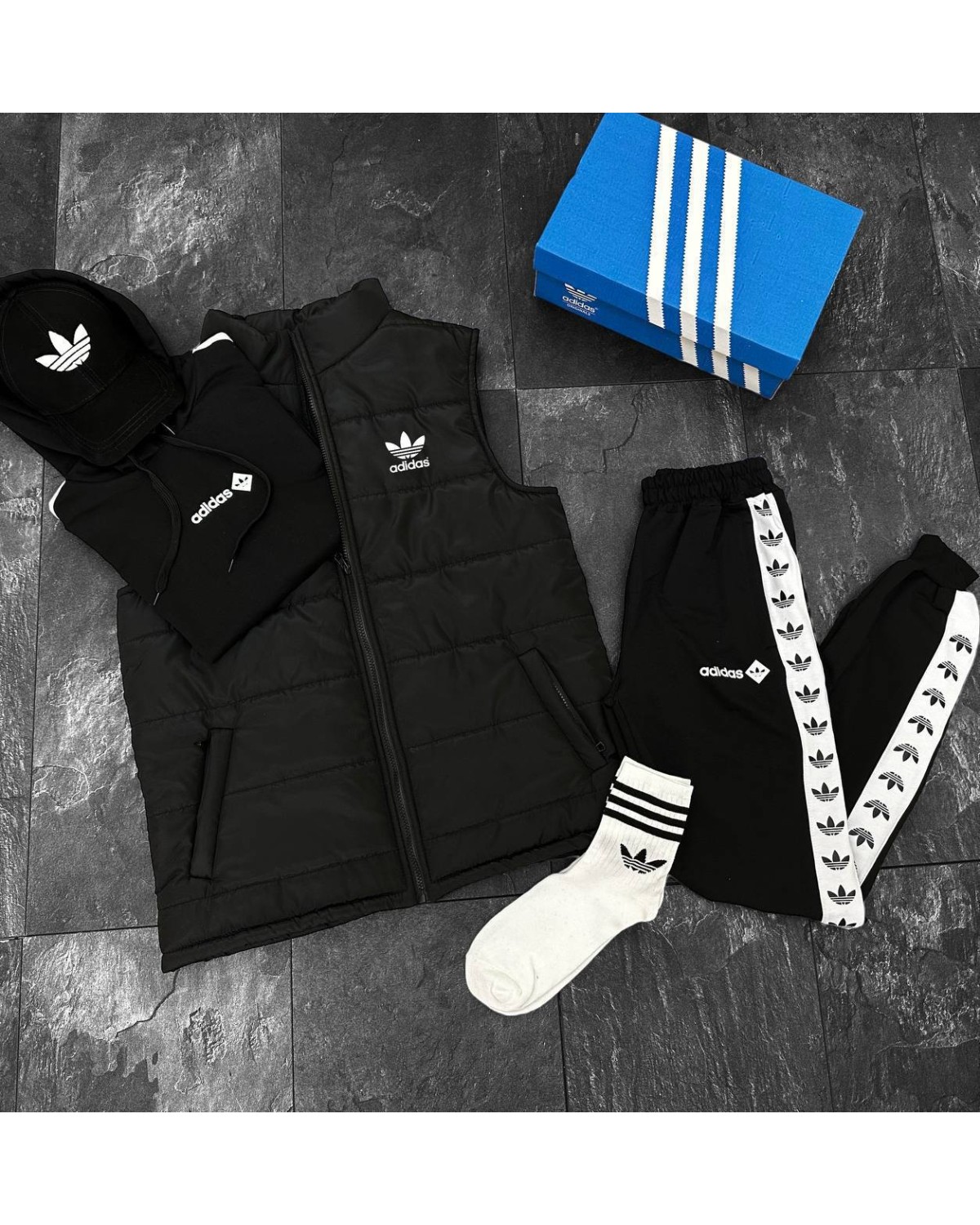 Комплект жилетка × худі × штани × кепка Adidas LAMPAS