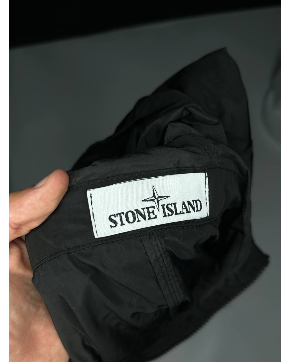 Водонепроникна вітрівка Stone Island Gore-Tex чорна