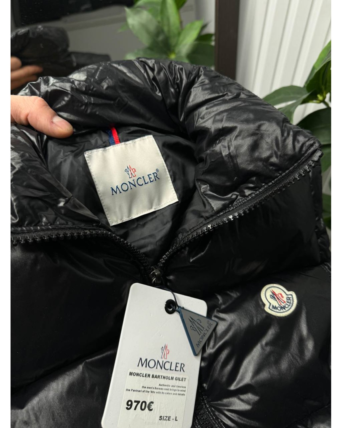 Жилет Moncler чорний