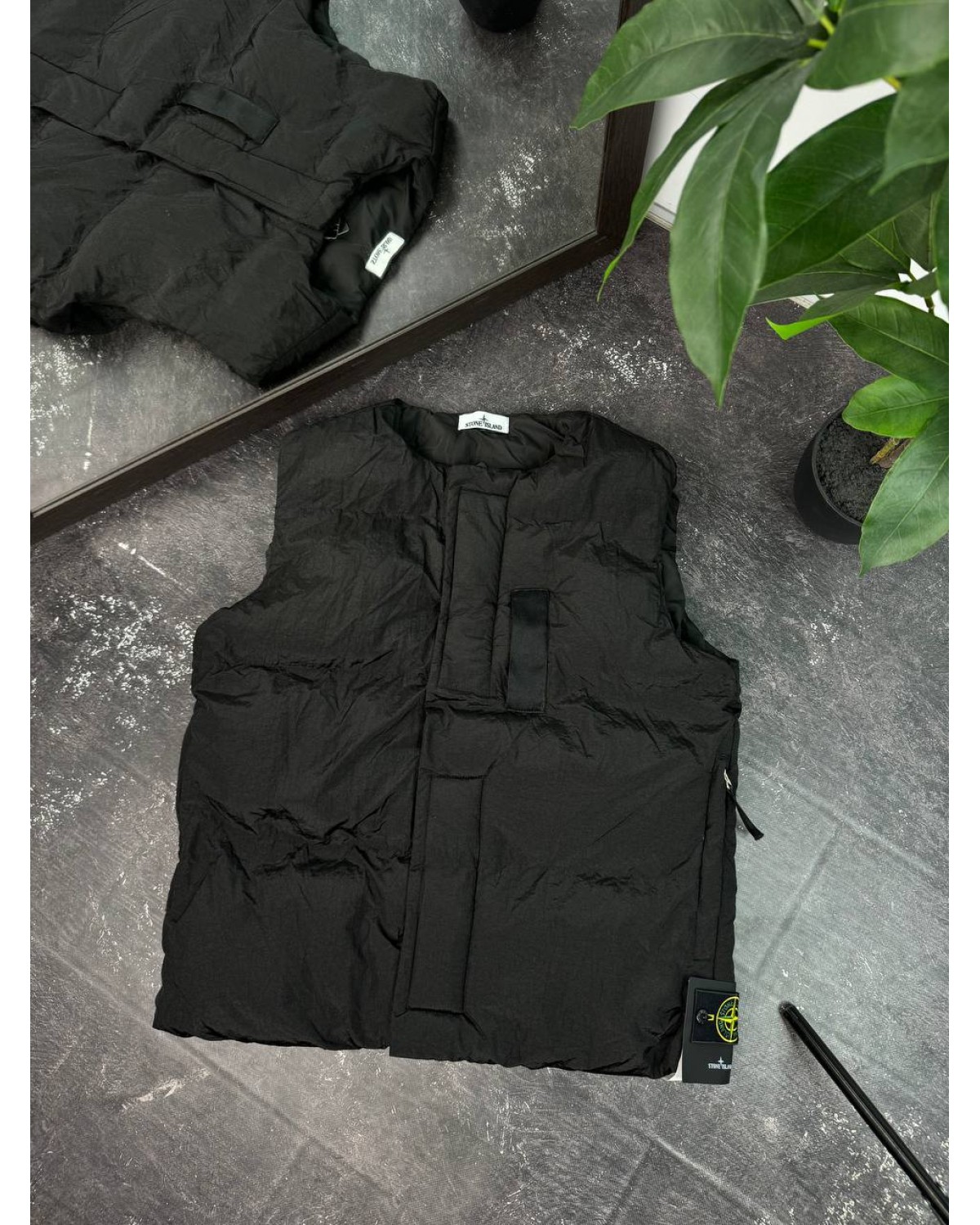 Жилет Stone Island чорний