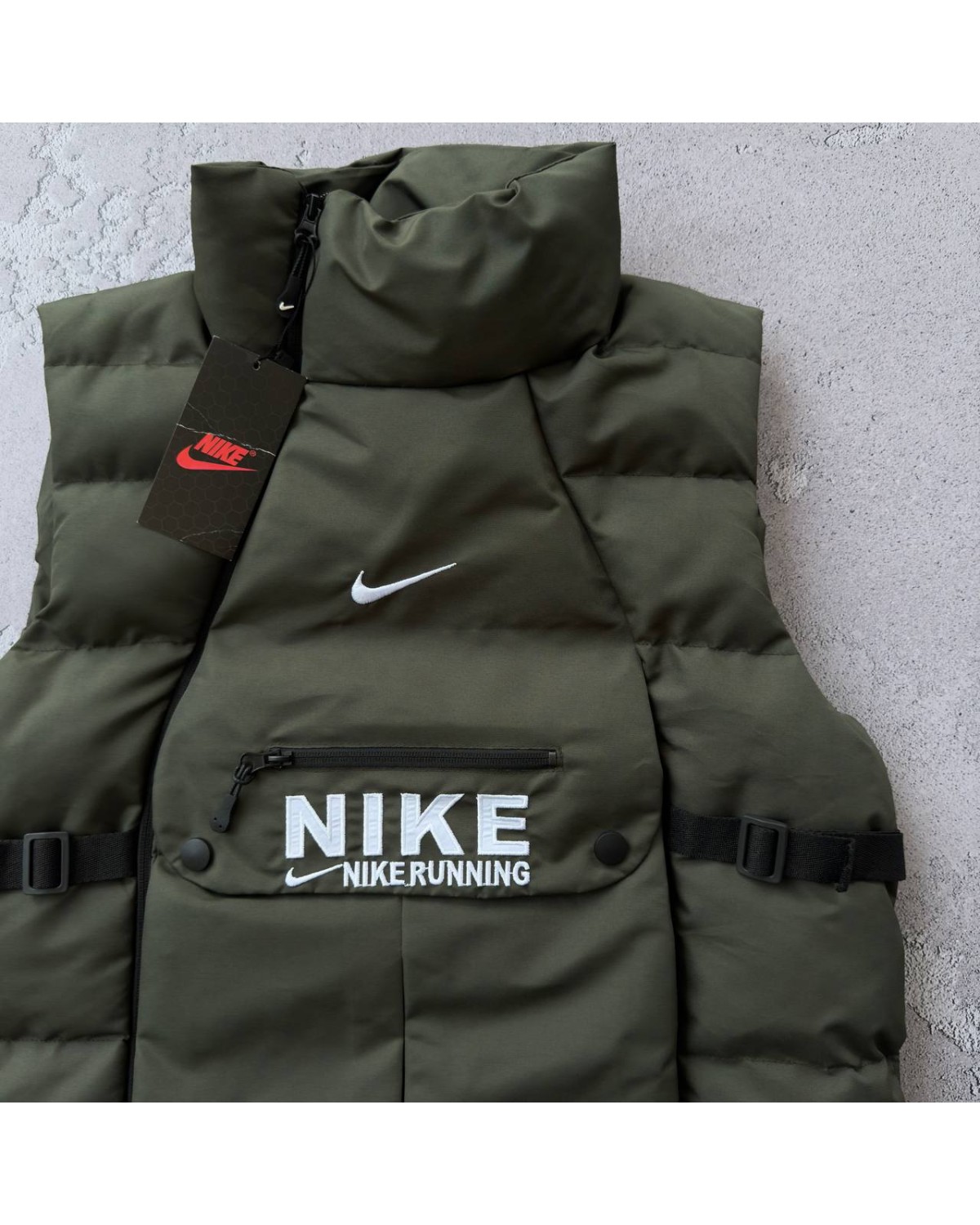 Жилетка Nike хакі