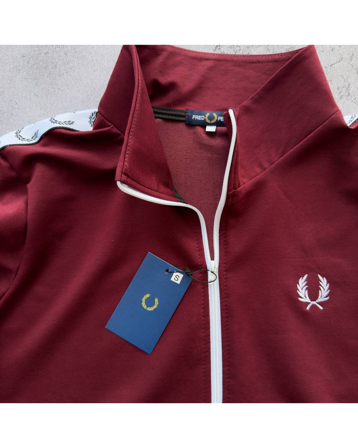 Костюм Fred Perry на лампасах бордово - чорний