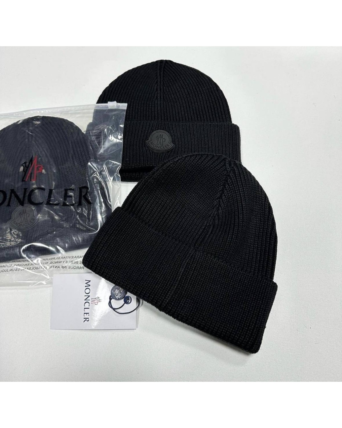 Шапка Moncler full чорна