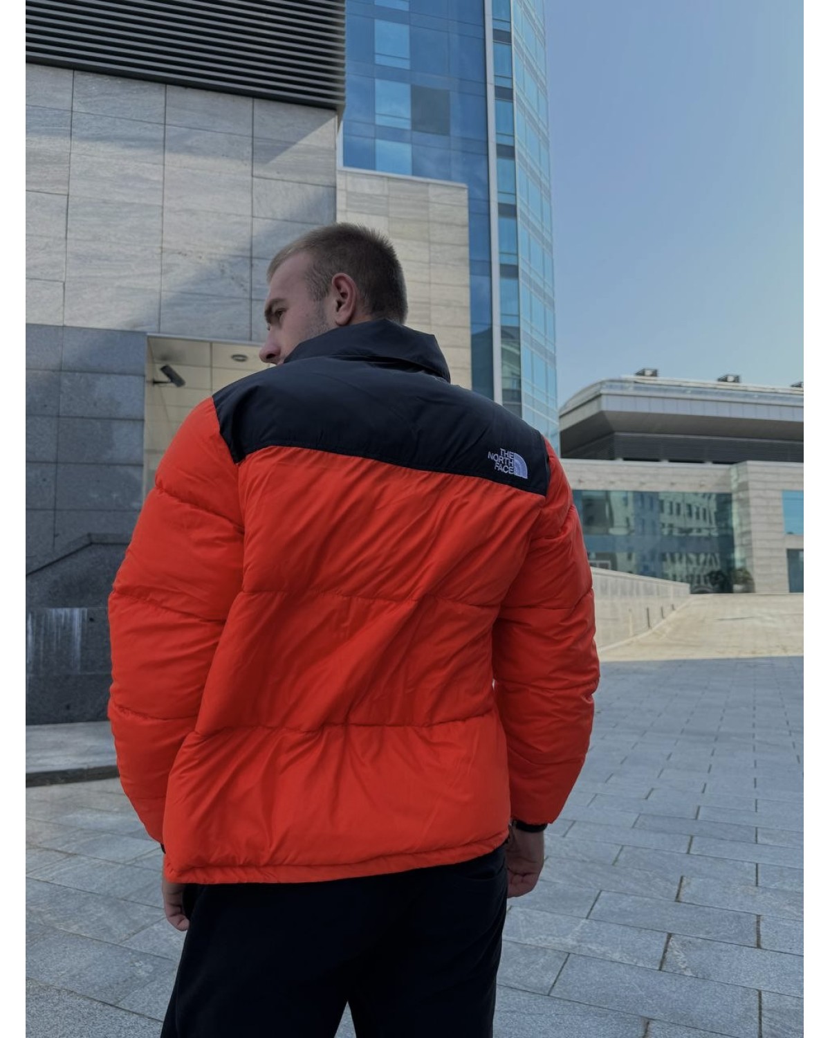 Пуховик The North Face Nuptse 700 помаранчевий