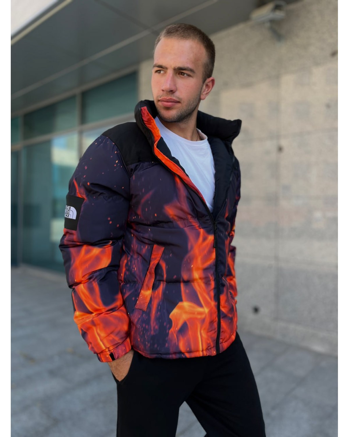 Пуховик The North Face Nuptse 700 fire