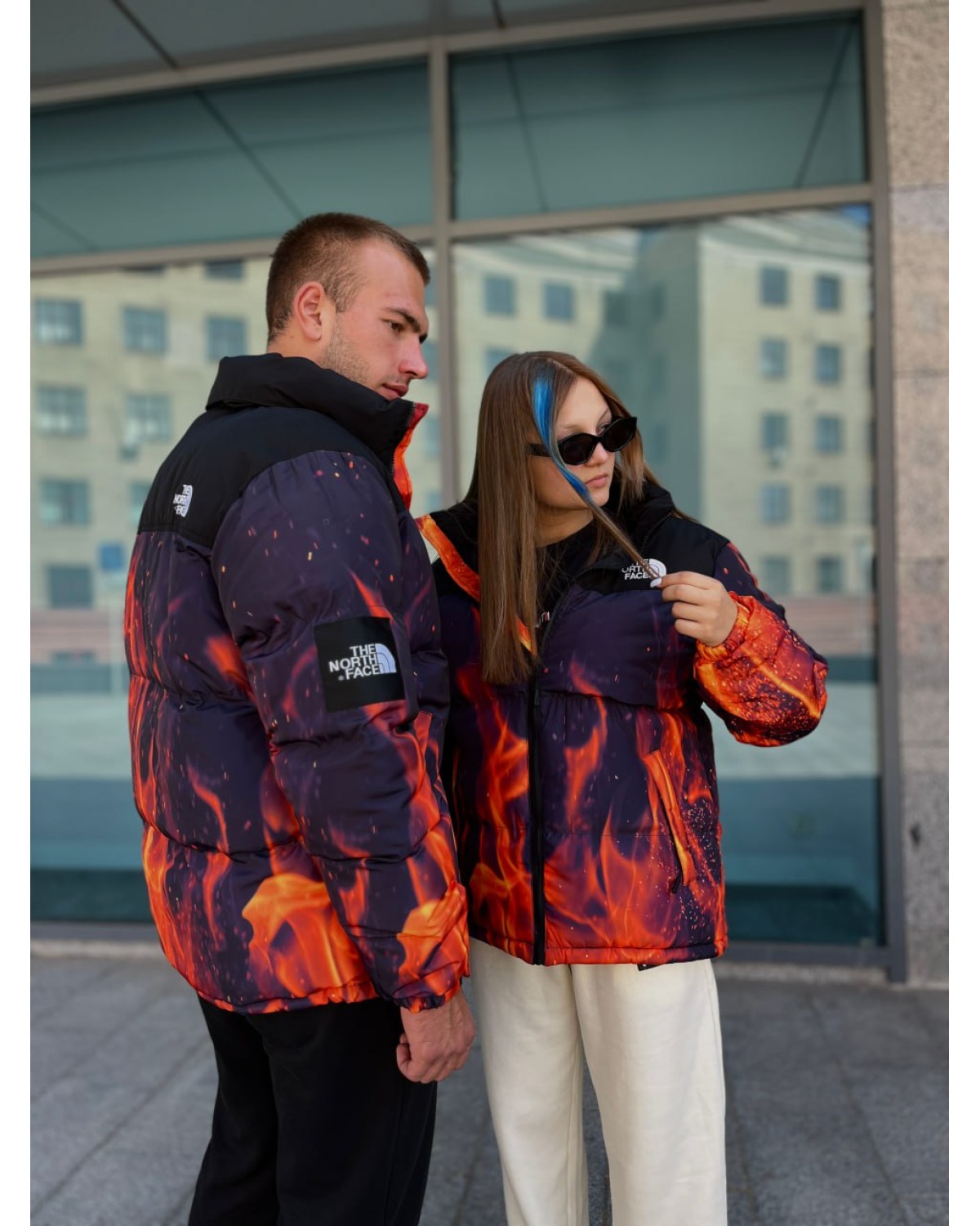 Пуховик The North Face Nuptse 700 fire