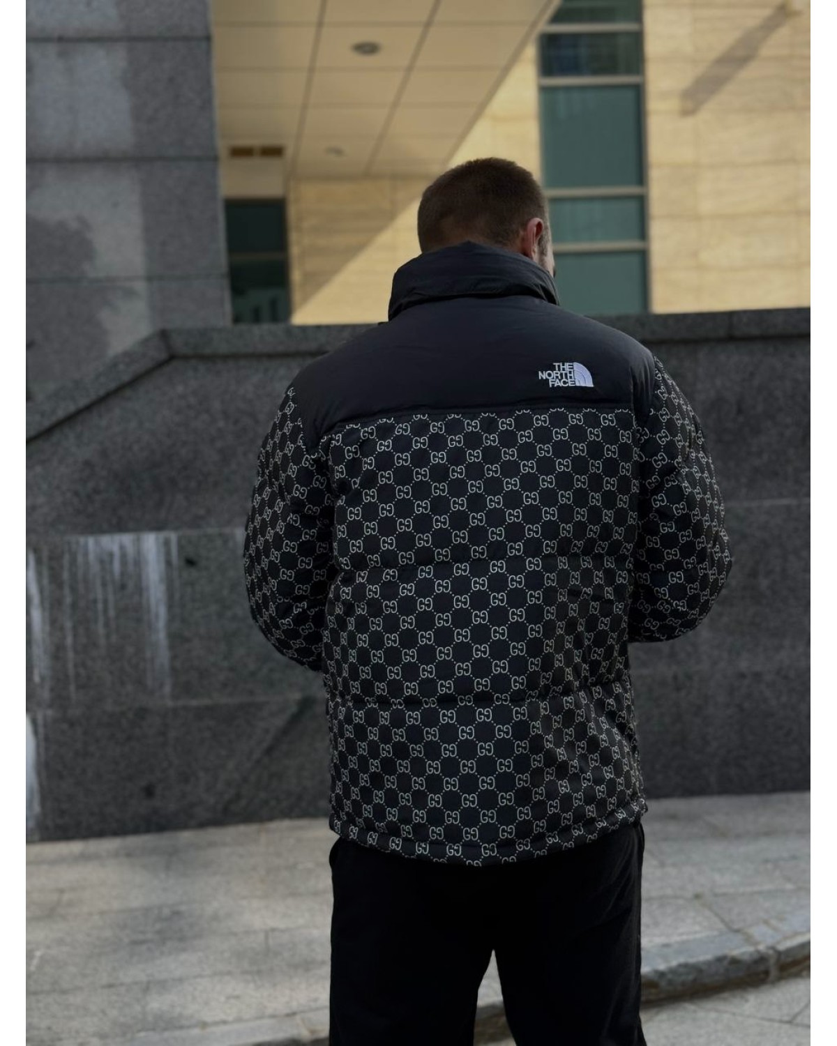 Пуховик The North Face x Gucci чорна