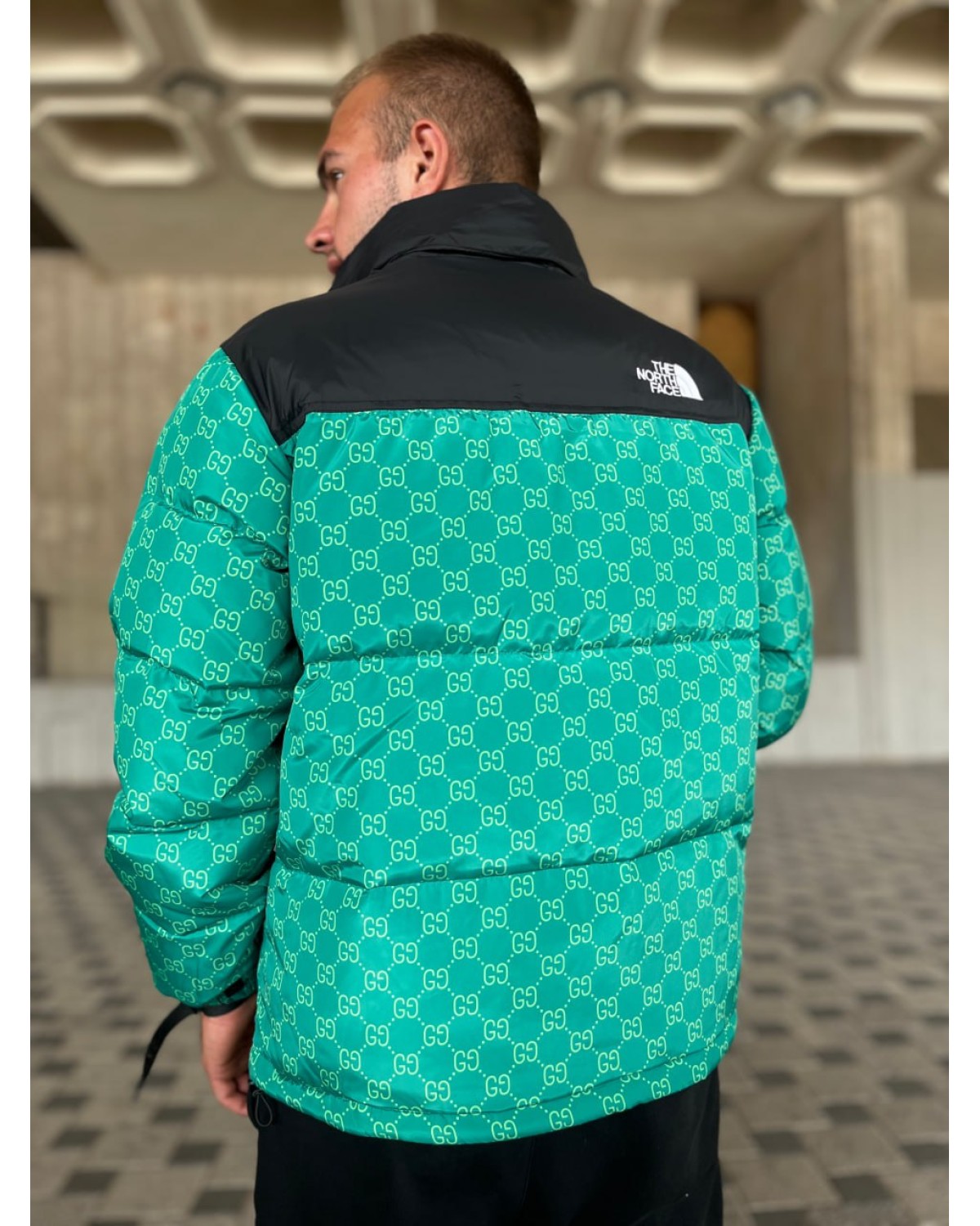 Пуховик The North Face x Gucci зелений