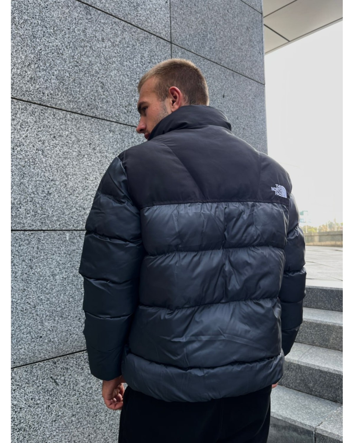 Пуховик The North Face 700 Graphite чорний