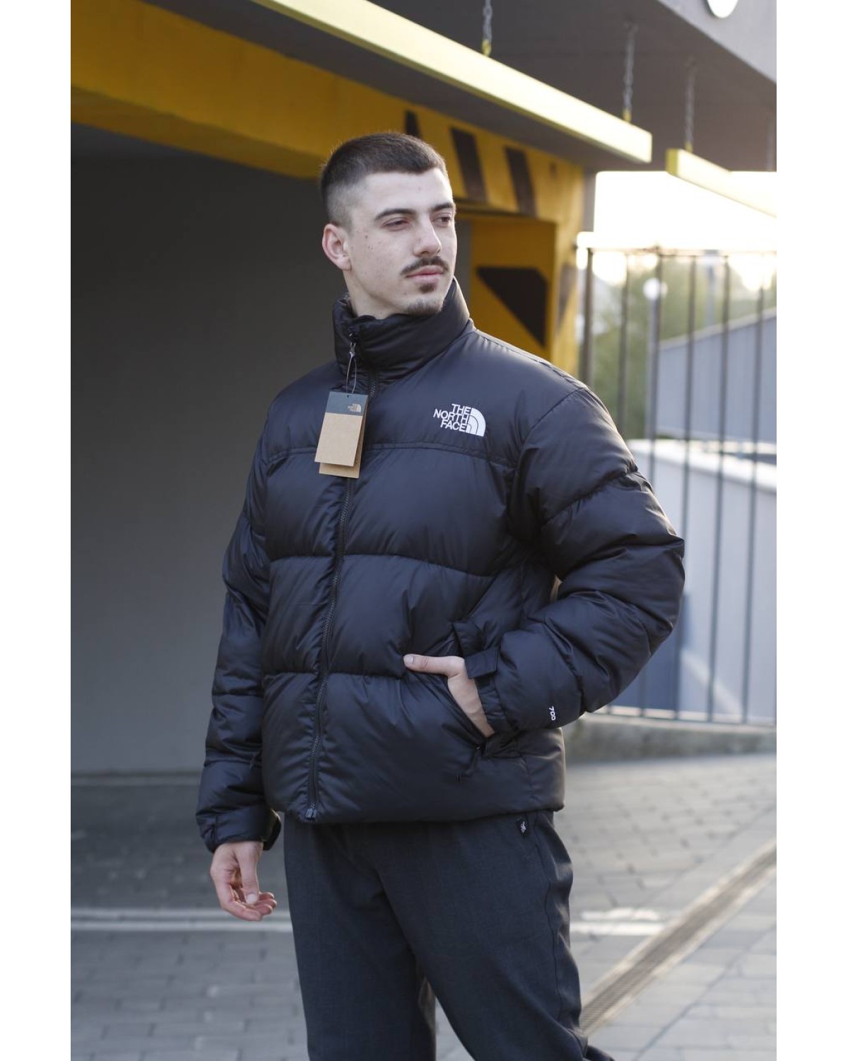 Пуховик The North Face 700 Nuptse чорний