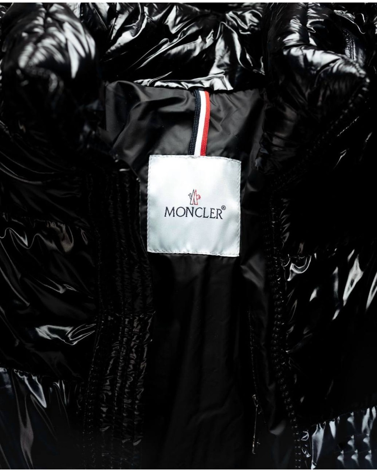 Куртка Moncler глянцева чорна