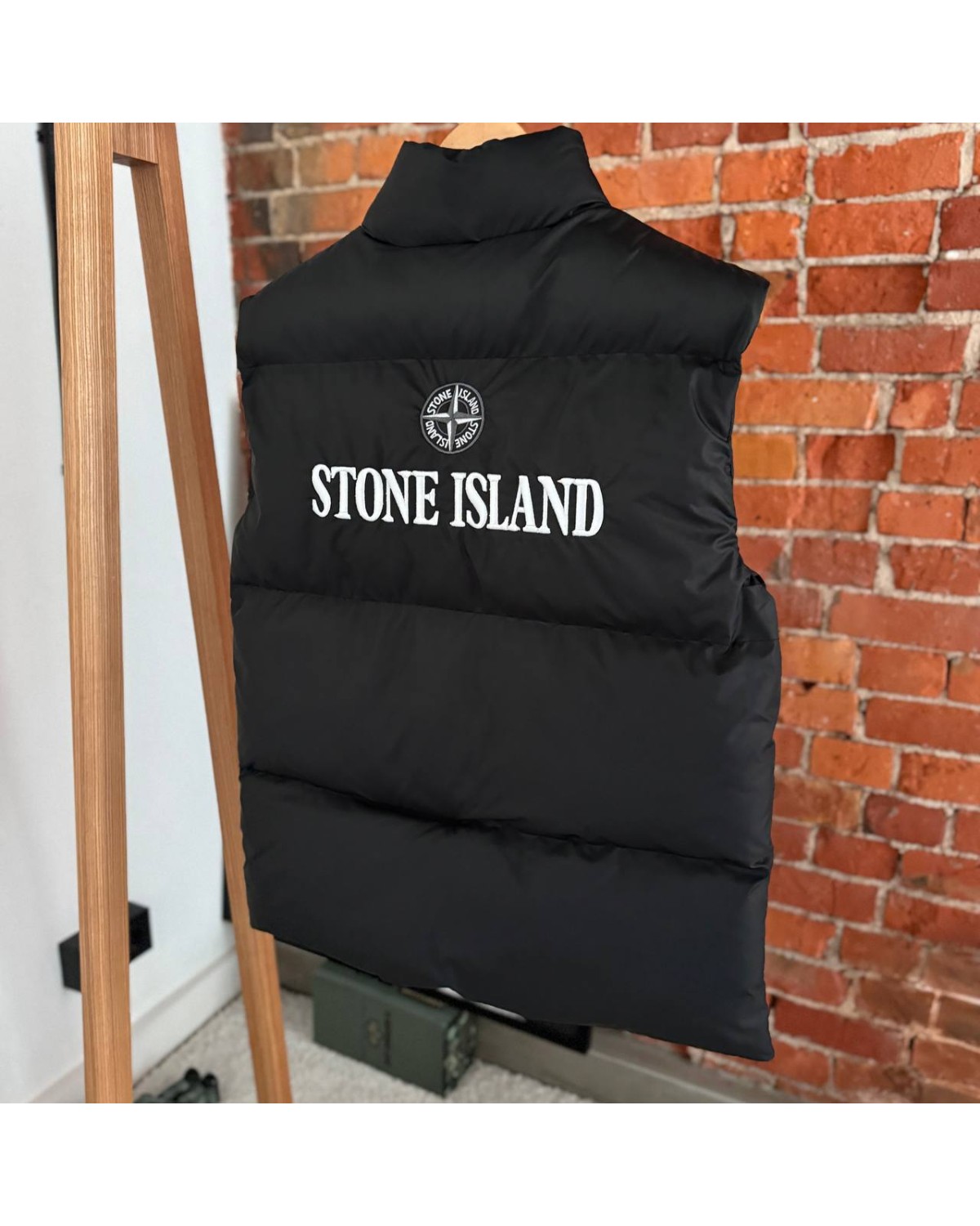 Жилетка Stone Island чорна