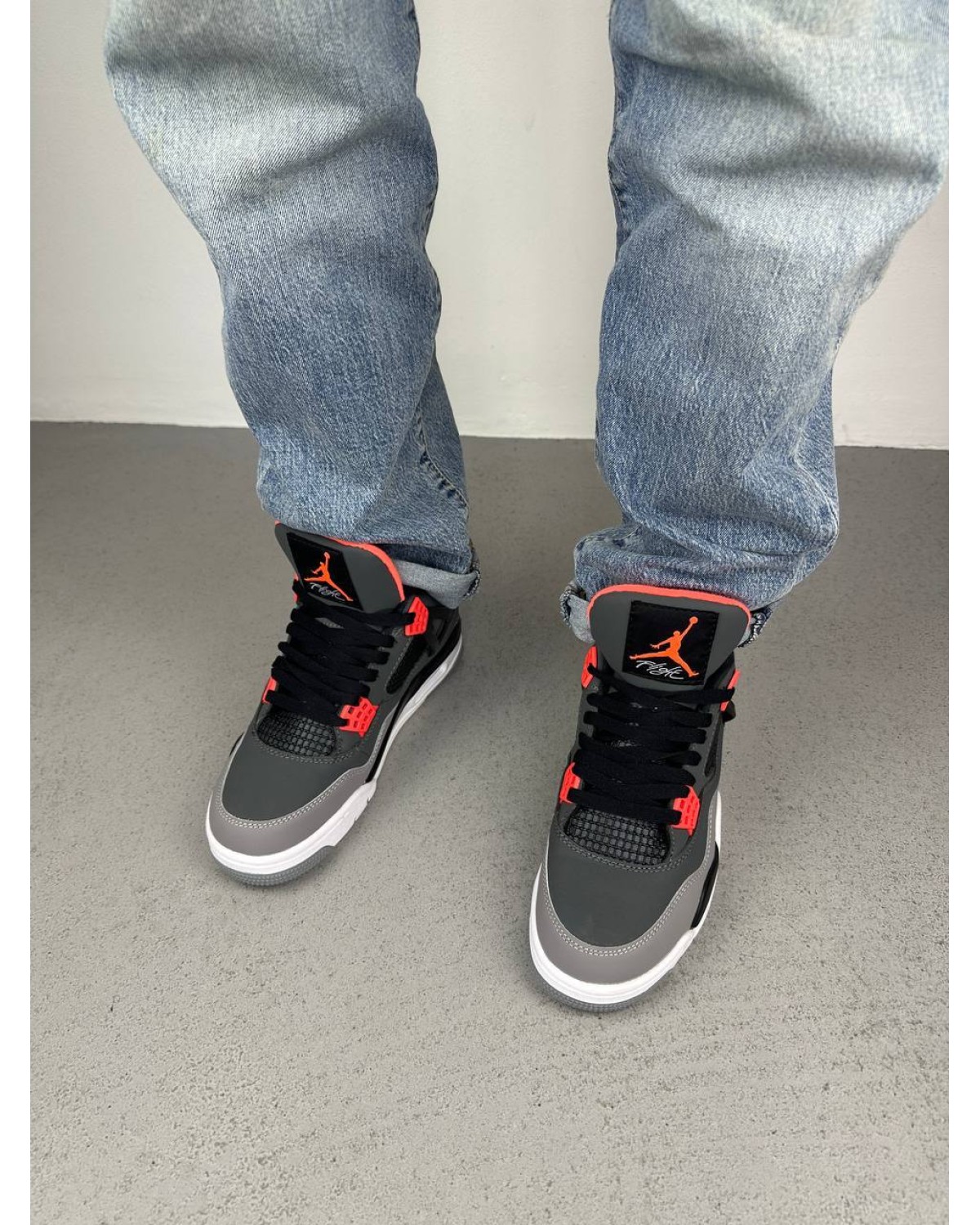 Nike Air Jordan 4 Retro Infrared